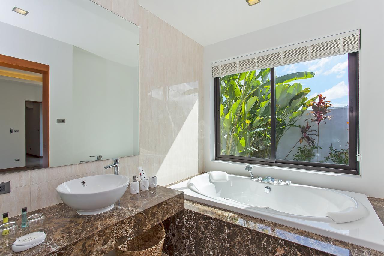 Natural Villa By Holiplanet Thalang Extérieur photo